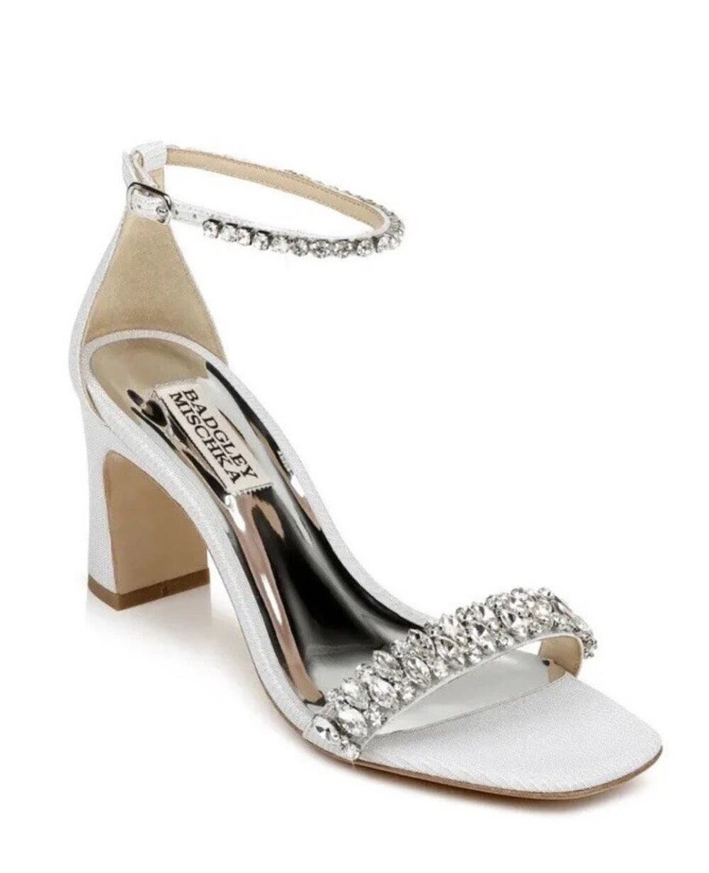 NWOB Badgley Mischka Harriet Silver Rhinestone Bridal Block Heel Sandals US 10